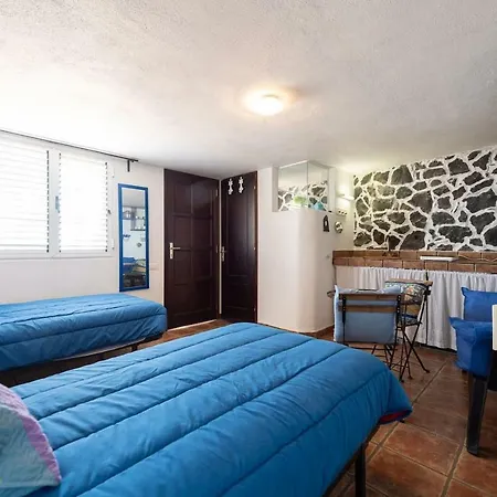 Casa Alba, Con Piscina-spa Climatizada Hasta 34º Gratuito Y Vistas Al Mar Feriehus *
