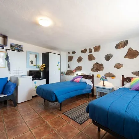 Casa Alba, Con Piscina-spa Climatizada Hasta 34º Gratuito Y Vistas Al Mar Feriehus
